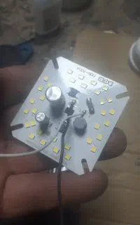 چیپ وبدنه لامپ