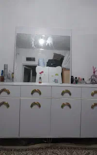 اینه و کنسول و میز TV
