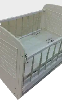 فروش فوری تخت محافظ دار نوزاد