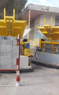 فیدردار تیرچه بلوک زن