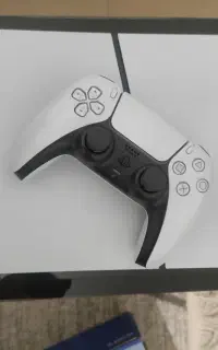 PS5 slim 1tb در حد نو