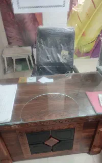 استخدام منشی خانم مسلط به کامپیوتر
