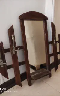 آینه چوبی با آویز شیک وزیبا