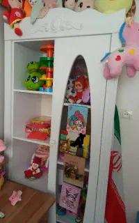 کمد کودک همراه تخت