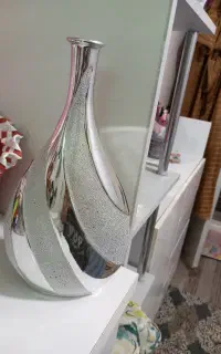 گلدان دکوری دونه ۳۰۰ هزارتومان