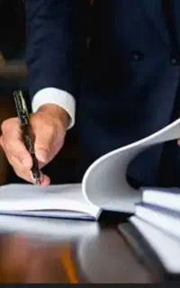 وکیل  پایه یک دادگستری ومشاور  ملکی ،حقوقی وکیفری