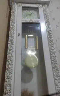 ساعت ایستاده سالم