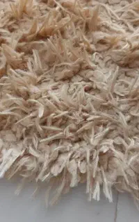 یک فرش ۴متری پرز بلند مدل شگی مناسب جهیزیه