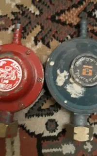 رگلاتور گاز ۲عدد