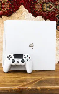 PS4 Pro همراه با 6 ماه ضمانت و مهلت تست واقعی