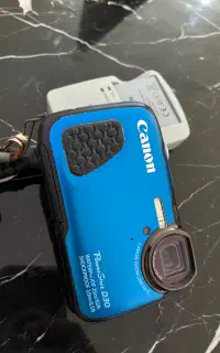 دوربین Canon pw D30