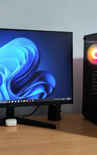 فروش سیستم حرفه‌ای DDR5 با مانیتور و لوازم کامل
