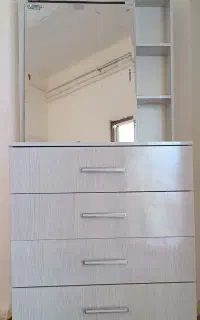 دراور وآینه