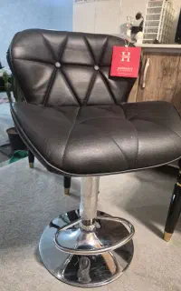 صندلی چرمی برند هوگر