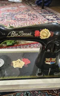 چرخ خیاطی قدیمی