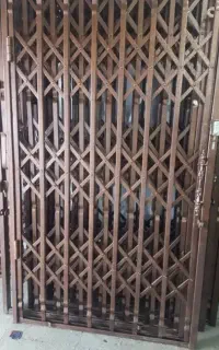 درب آکاردئونی و ساخت حفاظ پنجره