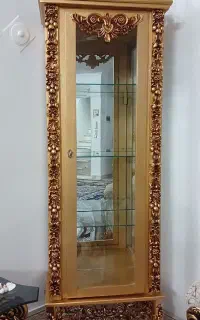 بوفه ویترین و ساعت