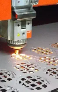 خدمات برش لیزری و خمکاری فلزات (CNC)