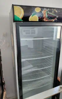 یخچال ویترینی