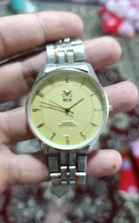 یک عدد ساعت MGM ژاپنی وضعیت کالا در حد نو فروشی