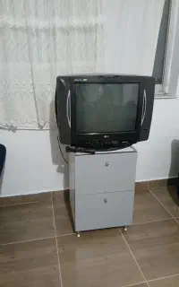 تلوزیون ۲۱ابنج ال جی