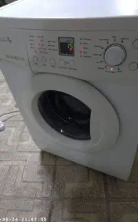 لباسشویی سفید ۷ک درحد نو تک شیر