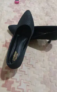 کفش فروشی