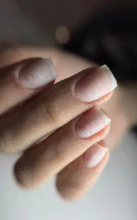 آموزش ناخن و کراتین