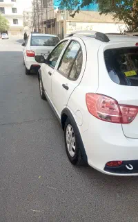 کوییک 1400سالم.سرحال.بدون رنگ.ترک.مشابه صفر