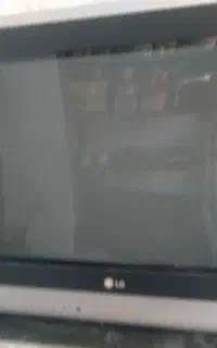 تلوزیون ۲۱ اینج