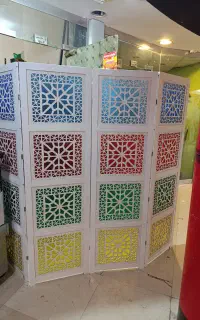 پارتیشن پاراوان طرح دار