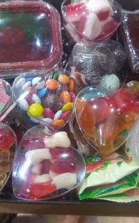 به یک فروشنده خانوم پاره وقت نیازمندیم