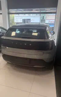ولوو XC60 مدل ۲۰۲۵ / فول آپشن / تحویل فوری