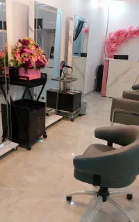 جذب نیرو سالن زیبایی