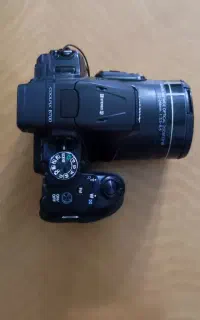 نیکون b700