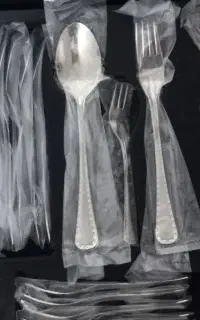 سرویس قاشق و چنگال ۹۸ پارچه