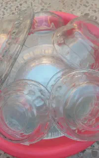 ظرف و ظروف شیشه ای