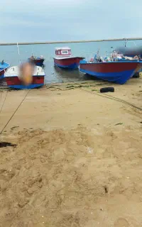 قایق 33 فوت قماره دار