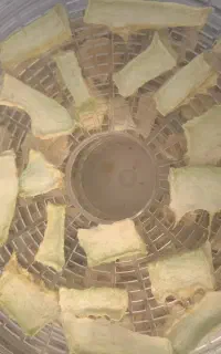 میوه خشک مخلوط کاملا خانگی و بهداشتی