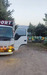 ایسوزو 5200 سه تنی