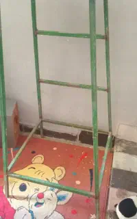 چارپایه اهنی