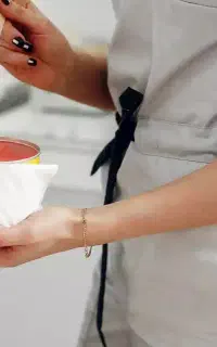 خدمات اپلاسیون تخصصی ویژه بانوان