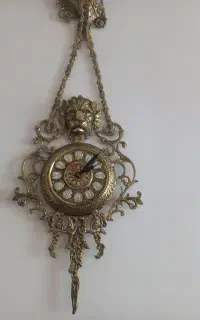 ساعت دیواری