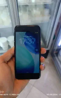 آیفون se 2020