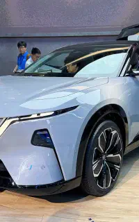 مزدا 3 پریمیوم EZ6/EZ60 قسطی و معاوضه باخودرو