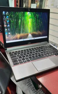 لپتاپ فوجیتسو i5 و 256ssd وram8