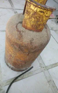 کپسول گاز و علائدین سالم