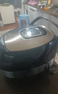 چرخ گوشت و پلوپز چندکاره در حد بسیار نو