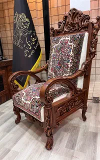 زنگی ابادی   (مبل قالی)