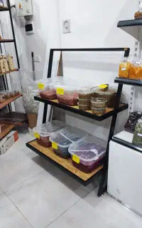 دو عدد استند شیک برای دکور مغازه